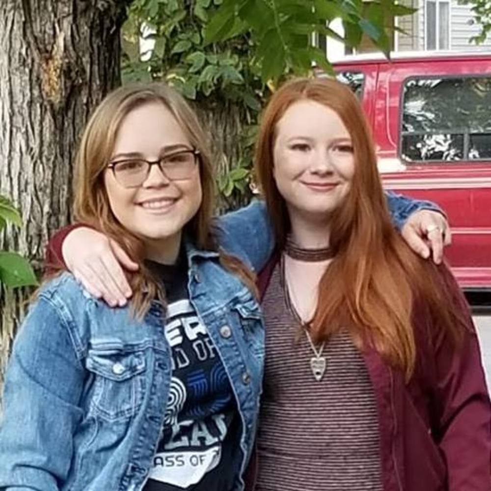 Meet your Posher, Carly